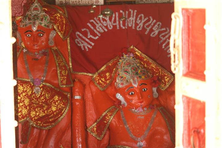 magadwaj and hanuman temple